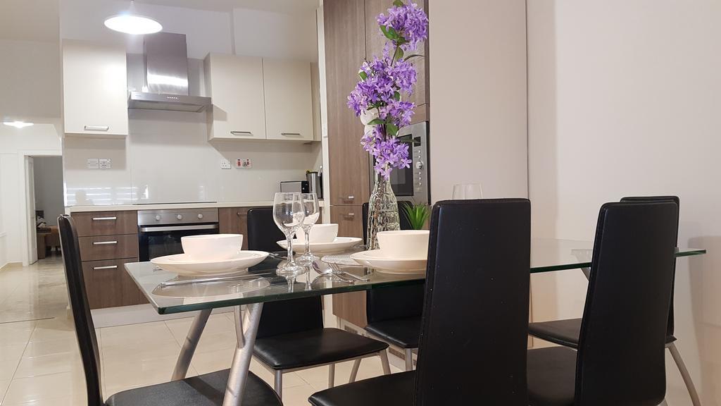 Spinola Seafront Apartment Saint Julian's Exterior foto